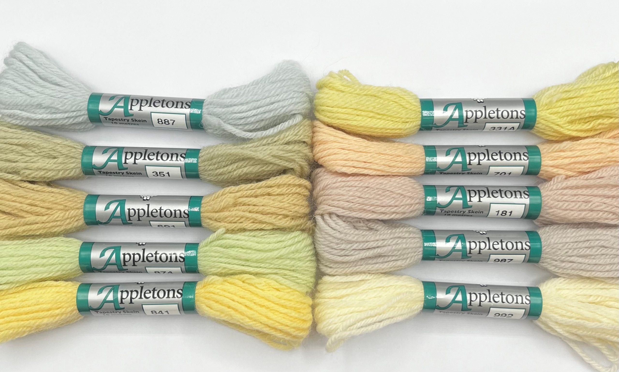 Hints of Colour Tapestry 4 Ply Range - Image 3